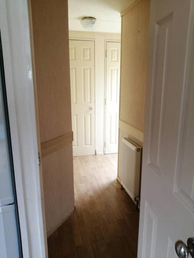 Midden Manor Country Stay On A Working Dairy Farm Ballymena Bagian luar foto